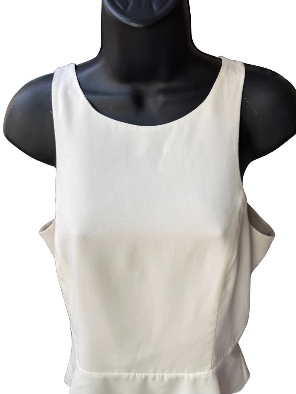 Medium - Express Ivory Sleeveless Peplum Top - VGC - Picture 2 of 9